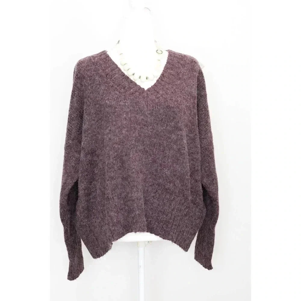 Abound‎ v neck sweater L